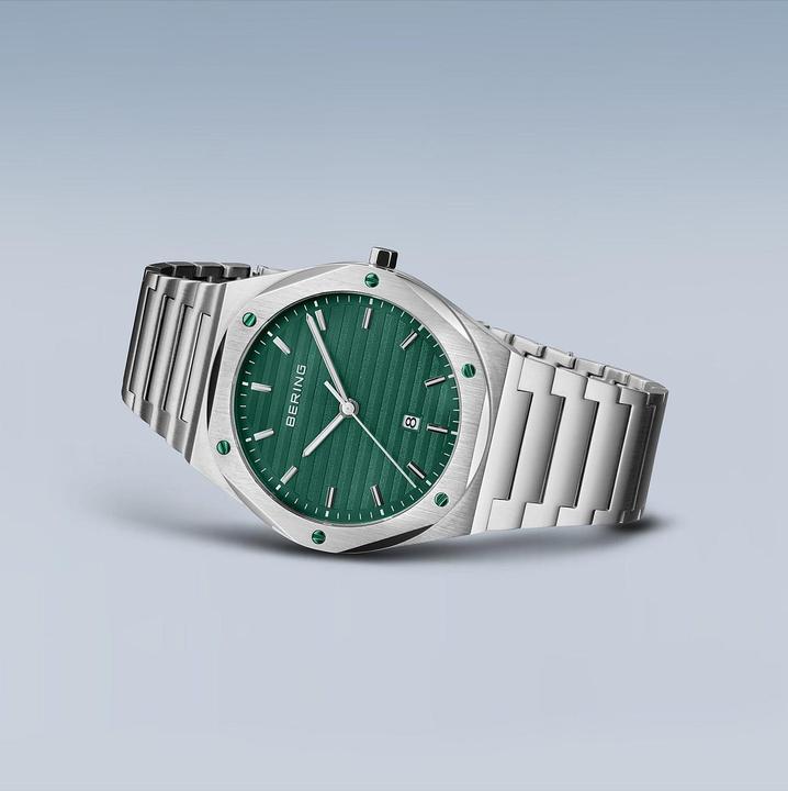 Image du produit Bering Herrenuhr (Montre analogique, 42 mm)