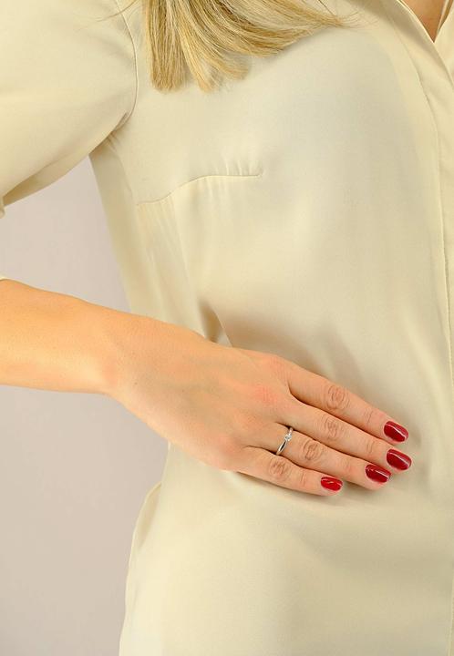 Actual product image Muau Solitaire (50, 750/18 K Gold)