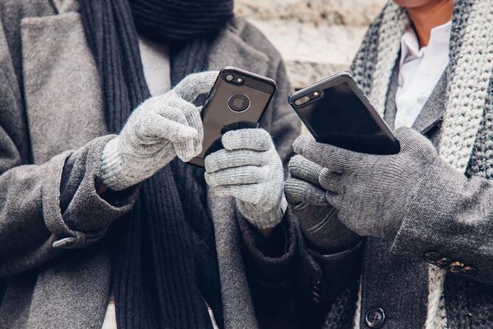 Produktbild Moshi Digits Touchscreen Gloves - Dark Gray (L) (L)
