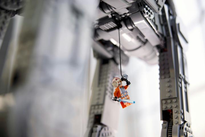 Produktbild LEGO AT-AT (75313, LEGO Star Wars, LEGO Seltene Sets)