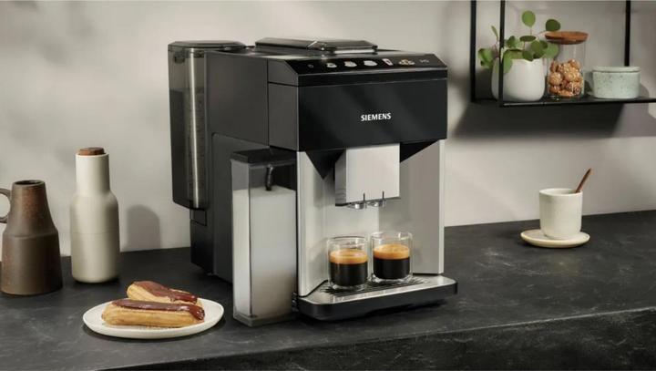 Produktbild Siemens Kaffeevollautomat, EQ500 integral, Daylight silver, Klavierlack schwarz, TQ513D01 (CH-Stecker)