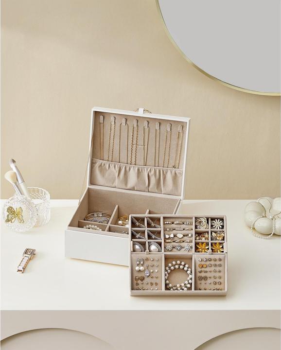 Actual product image Songmics Jewellery holder