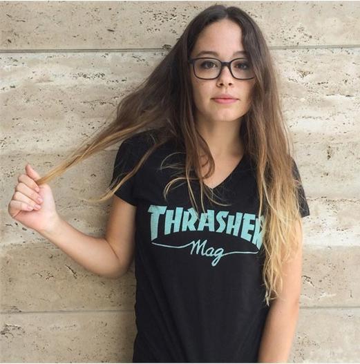 Produktbild Thrasher Girl Mag Logo V-Neck T-Shirt (L)