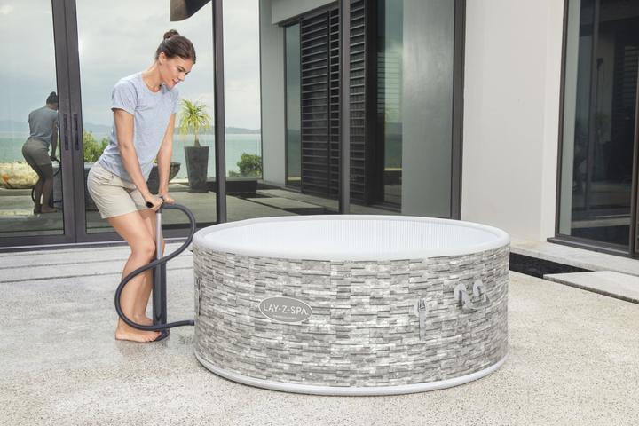 Actual product image Bestway Lay-Z-Spa® Vancouver AirJet Plus Hot Tub 5 Persons - 1.55m x 60cm (5 pers.)