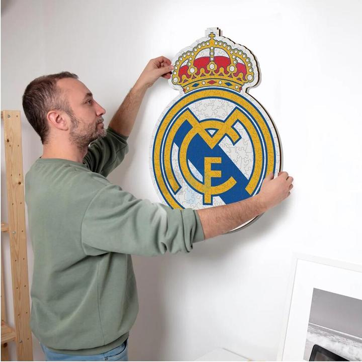 Produktbild Iconic Real Madrid CF - Logo - Holz Puzzle Grösse S (150 Teile) (150 Teile)