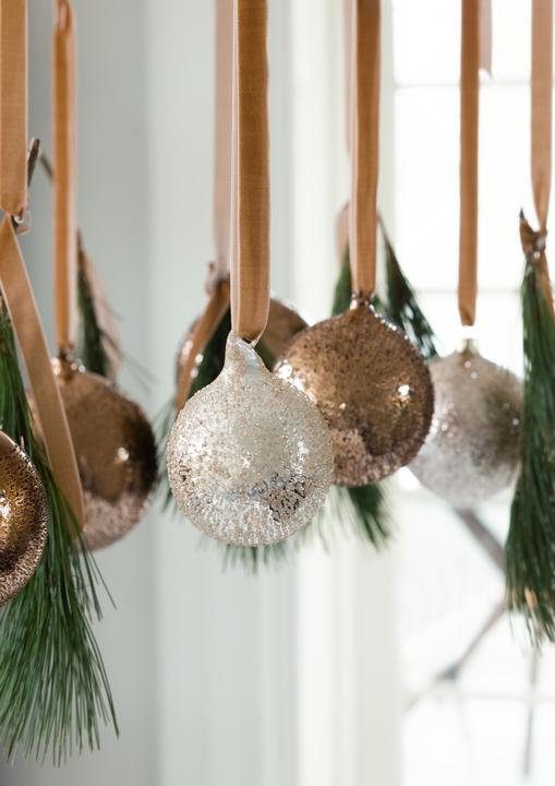 Produktbild Greengate Inge-Marie Weihnachtskugel Perle 8cm (1 -teilig)