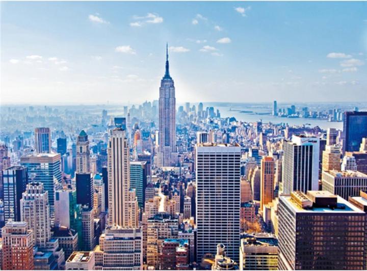 Actual product image Clementoni Big Apple (2000 pieces)