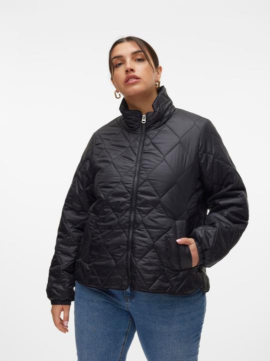 Image du produit Vero Moda Haut fermé Curve élastique poignets veste matelassée (48)