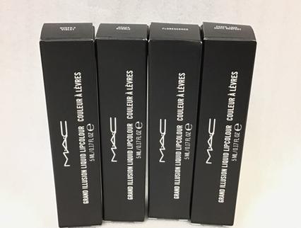 Actual product image MAC Cosmetics Grand Illusion Glossy Liquid Lipcolour (Space bubble)