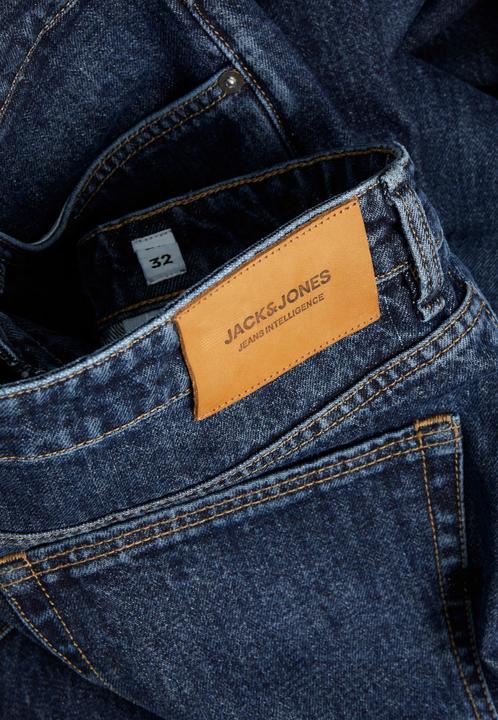 Actual product image Jack & Jones Chris Cooper JOS 480 Loose Fit Jeans (W32/L32)