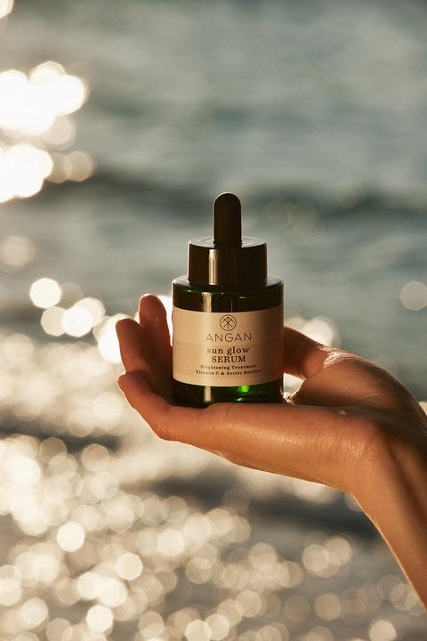 Produktbild Angan Sun Glow Vitamin-C Serum (30 ml)