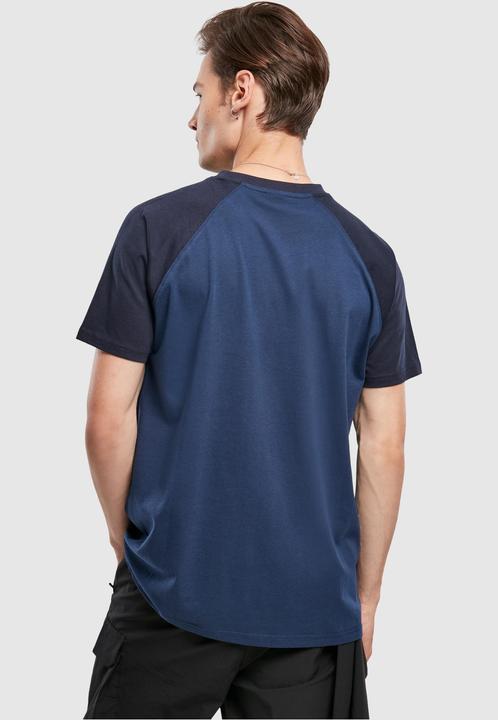 Actual product image Urban Classics Raglan Contrast Tee (5XL)