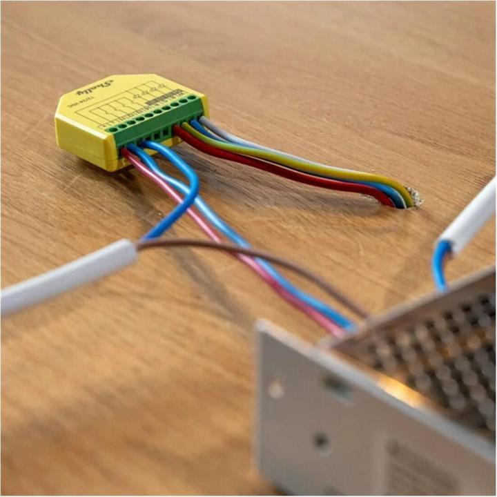 Actual product image Shelly Plus RGBW PM (Dimming actuator)