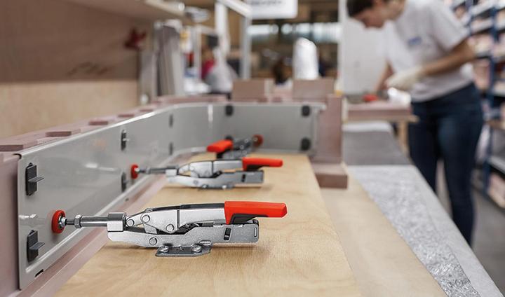 Produktbild Bessey Druck/Zug-Kniehebelklemme (10 mm)