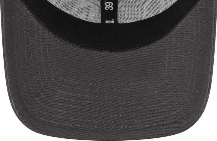 Actual product image New Era 39Thirty Stretch Mesh Cap - Kansas City Chiefs (S/M)