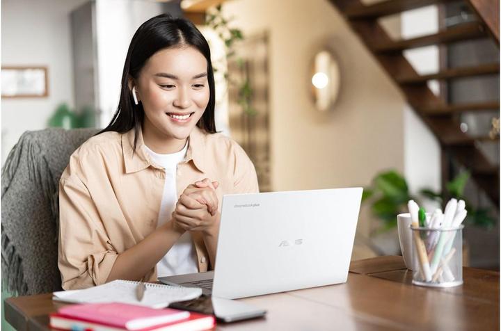 Actual product image ASUS Chromebook Plus CX3402CVA-PQ0489 14”FHD IPS i3-1315U 8GB/256GB UFS ChromeOS (14", Intel Core i3-1315U, 8 GB, 256 GB, DE)