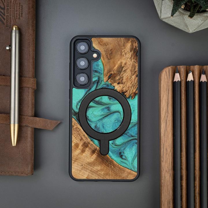 Actual product image Bewood Unique MagSafe Turquoise case made of wood and resin turquoise and (Samsung Galaxy S24+)