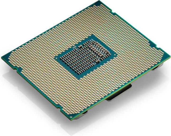 Actual product image Intel Core i9-10980XE (LGA 2066, 3 GHz, 18 -Core)