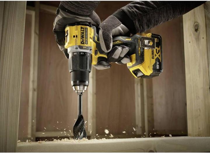 Actual product image DeWalt DCD799P2T-QW 2-Gang-Akku-Schlagbohrschrauber inkl. 2. Akku, inkl. Ladeg