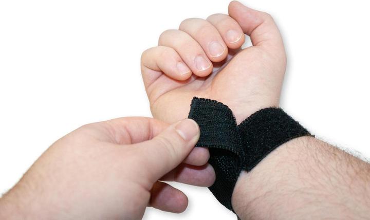 Actual product image Brilliant Tools Magnetic bracelet