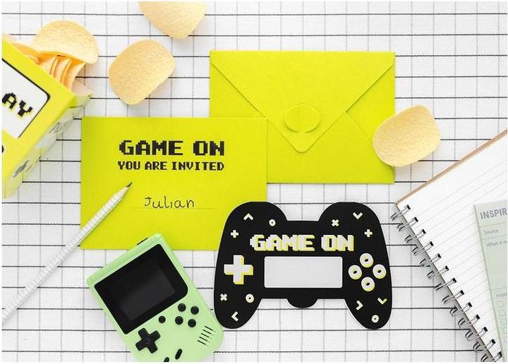 Image du produit Partydeco Carte d'invitation Game Controller mix, 6 pièces (6 pcs)