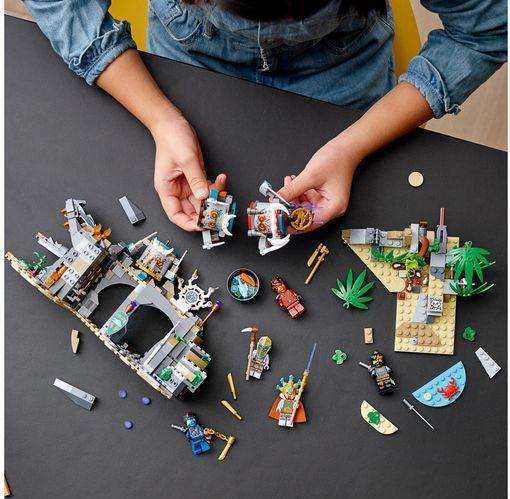 Produktbild LEGO Das Dorf der Wächter (71747, LEGO Ninjago)