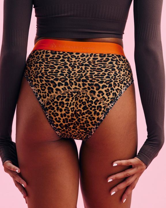 Produktbild The Female Company Slip Cotton Leo Ultra Strong (34)