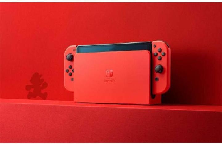 Produktbild Nintendo Switch (OLED-Modell) - Mario Red Edition