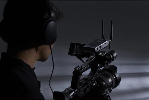 Actual product image Godox Camera-Mount Wireless Omni Lavalier-Mic TYPE-C Port(5V)