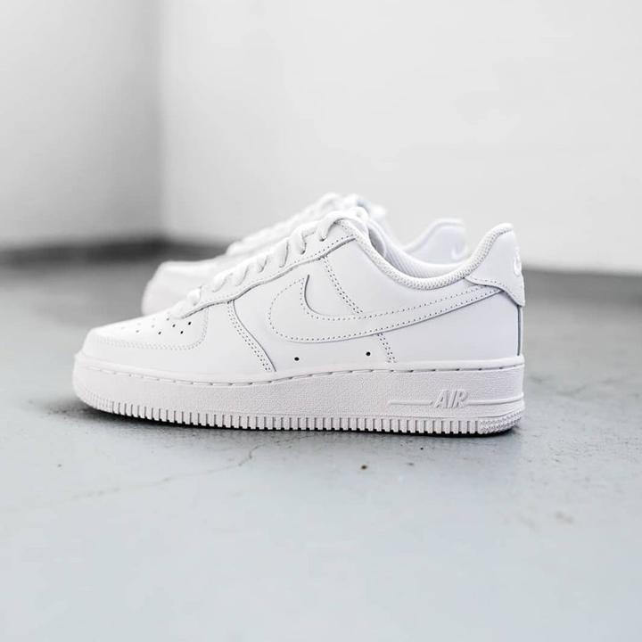 Actual product image Nike AIR FORCE 1 07 LOW-11 (45)