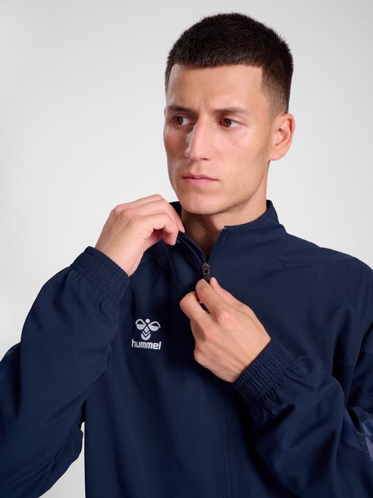 Actual product image hummel Hmltravel Woven Jacket (L)