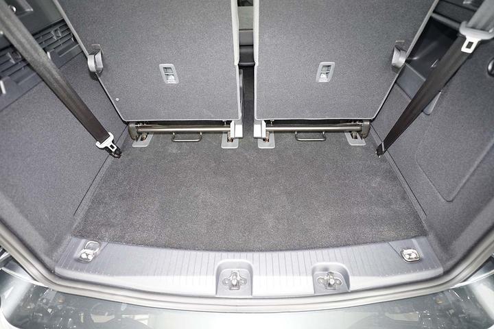 Image du produit ProPlus Bac de coffre pour VW Caddy Maxi de 2020 à aujourd'hui (7 places) derrière la 3e rangée de sièges