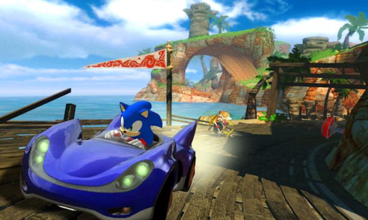 Actual product image Sega Sonic & All Star Racing (Xbox 360, EN)