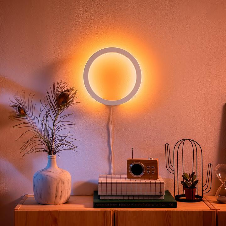 Actual product image Philips Hue Sana Base BT (1500 lm)