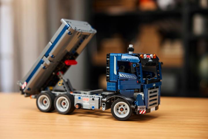 Image du produit LEGO Kipplaster (42203, LEGO Technic)