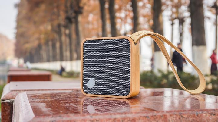 Actual product image Gingko MI SQUARE Pocket Bluetooth Speaker (6 h, Rechargeable battery operated)