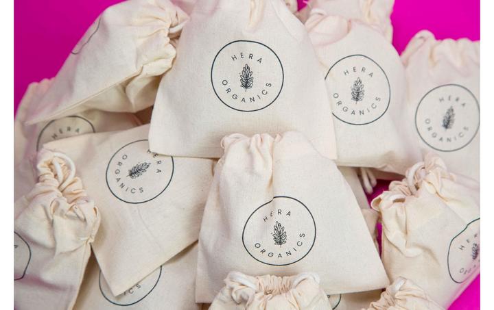 Actual product image Hera Organics Menstruationsschwämme (3 x, Mini)