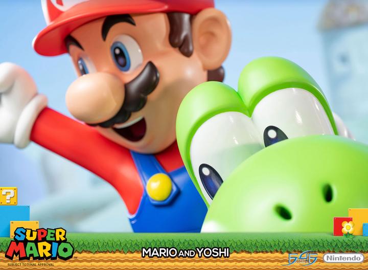 Actual product image F4F Super Mario - Mario & Yoshi