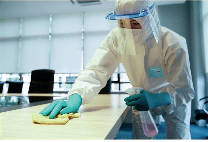 Actual product image Ansell TouchNTuff 92500070 100 pcs. Nitrile disposable glove Size (gloves): S (6.5, 7, S)