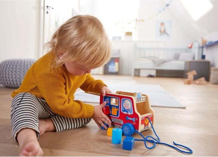 Produktbild Haba Ziehfigur Feuerwehrauto