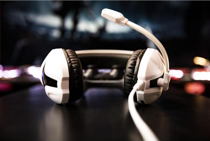 Actual product image Konix Mythics Nemesis (Cable)
