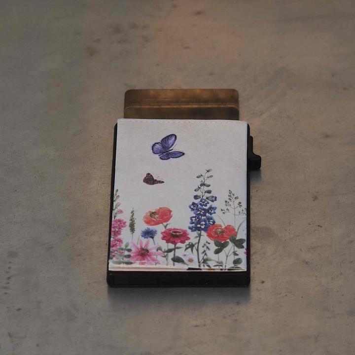 Produktbild Paprcuts RFID Alu Kartenetui Blumenwiese | Little Bee Fresh Koop