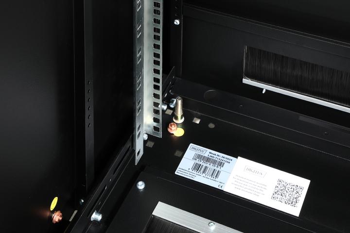 Actual product image Digitus Network Rack Unique Series - 600x1000 mm (WxD) (26 RU, 19 inch rack)