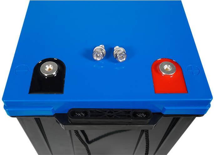 Actual product image Ultimatron UBL-12-200S 200Ah - LiFePO4 (12 V, 200 Ah)