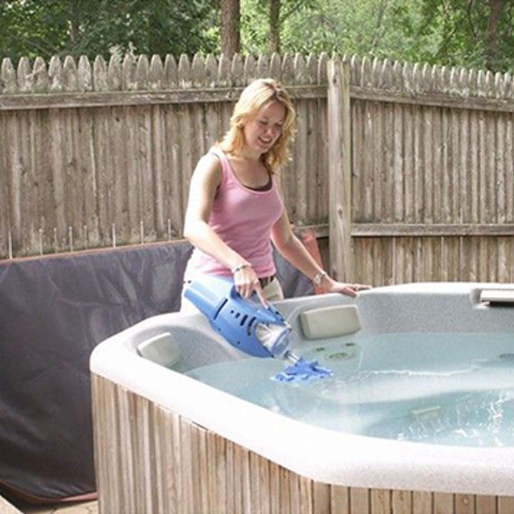 Actual product image Water Tech Pool cleaning Pool Blaster Max Li