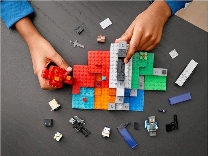 Immagine prodotto LEGO Il portale in rovina (21172, LEGO Minecraft)