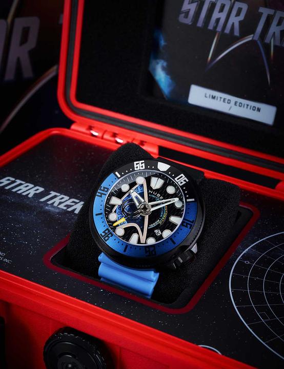 Actual product image Nubeo NB-6104-02 Ventana Star Trek Starfleet Limited Edition (Diving watch)