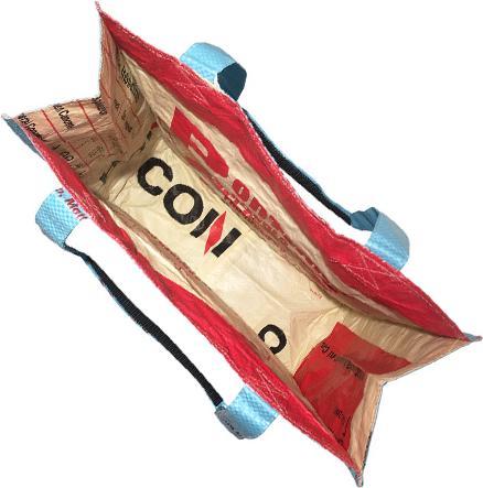 Produktbild Bekos Upcycling - Grosser Shopper aus recycelten Fischfuttersäcke hellblau