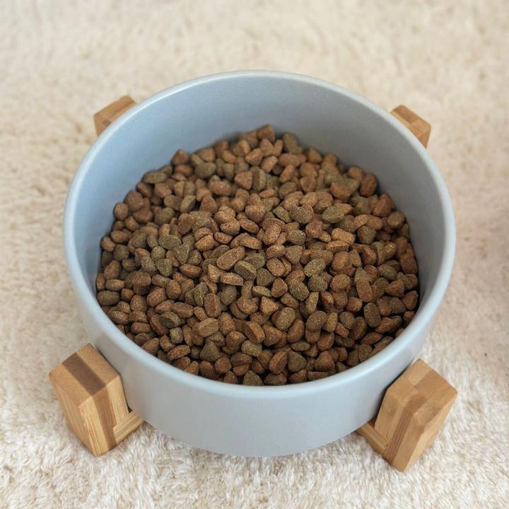 Produktbild Intirilife Futternapf mit Gestell und Bambushalter (0.80 l)