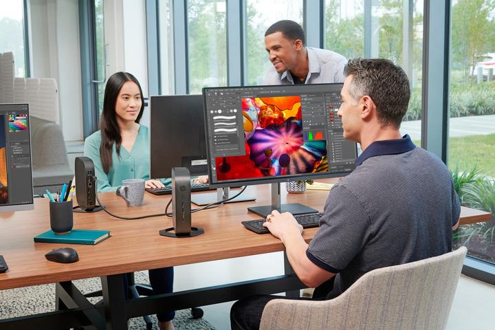 Produktbild HP T740 ThinClient, AMD,,, W10AMD Ryzen V1756B,, eMMC, USB 320K kbd, Realtek 8852AE Wi-Fi 6 BT 5.2 (AMD Ryzen Embedded V1756B, 8 GB, 64 GB, Radeon RX Vega 8)